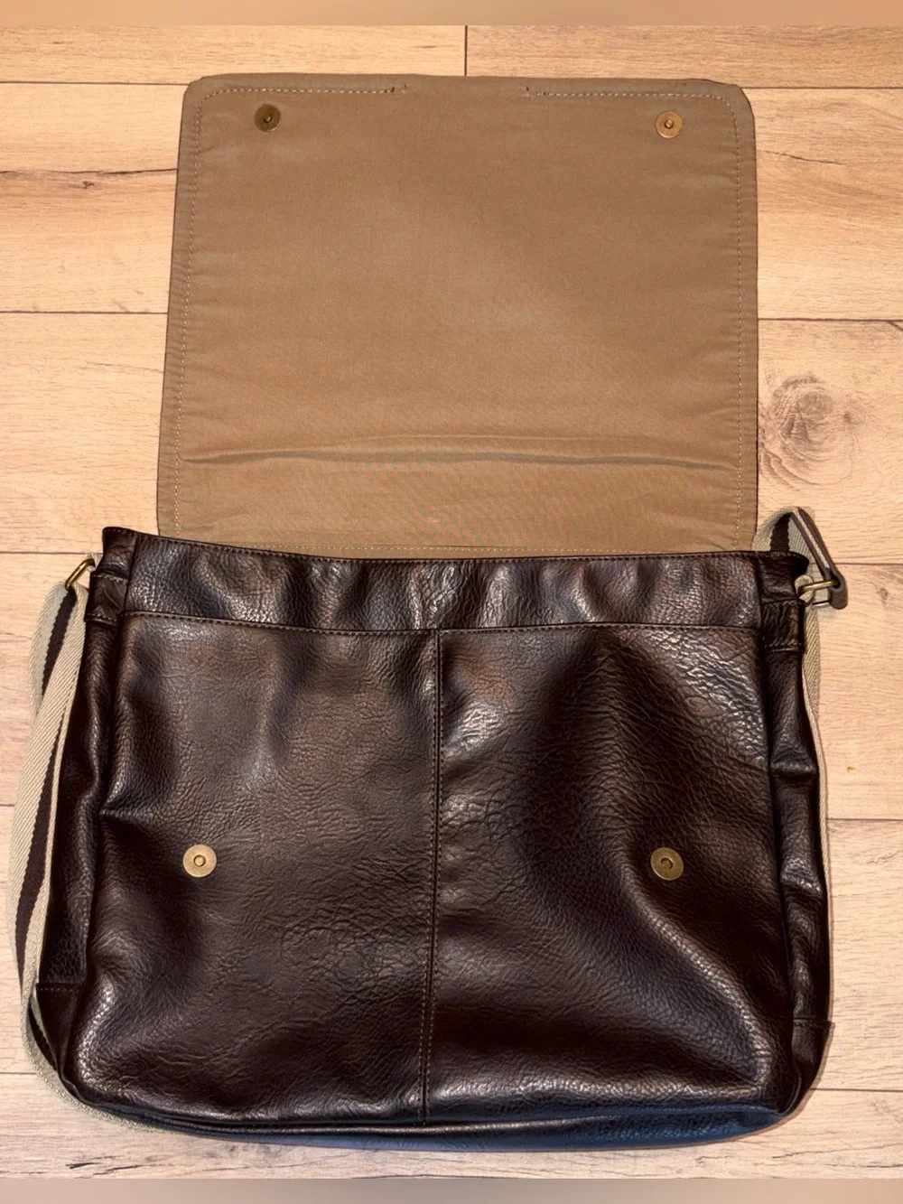 N/A flaws adjustable chocolate